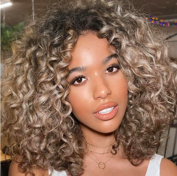 This Year s Hottest Trends in Curly Hair Color The Mestiza Muse